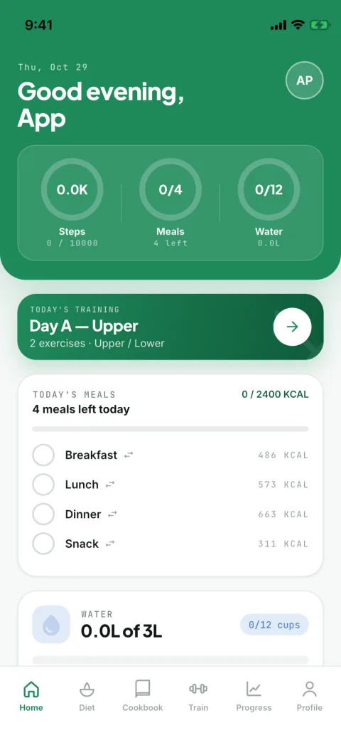 The Kiks app home screen: steps, meals and water, today's training and today's meals